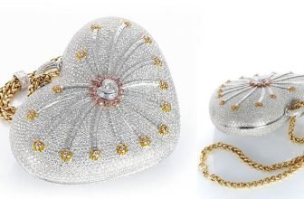 The 1001 Nights Diamond Purse House Mouawad